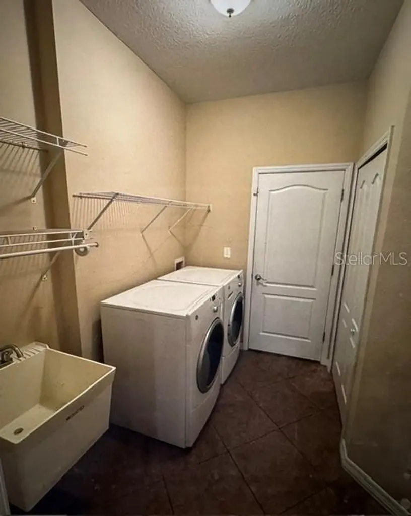 8302 Karpeal Drive Sarasota FL 34238