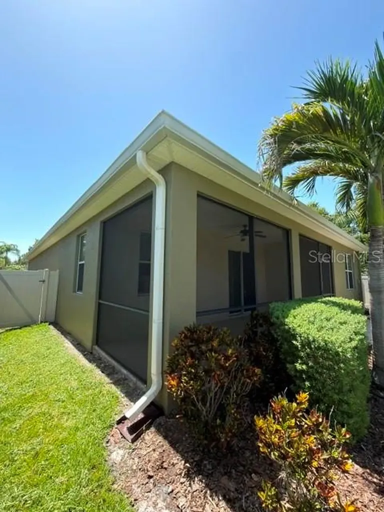 8302 Karpeal Drive Sarasota FL 34238