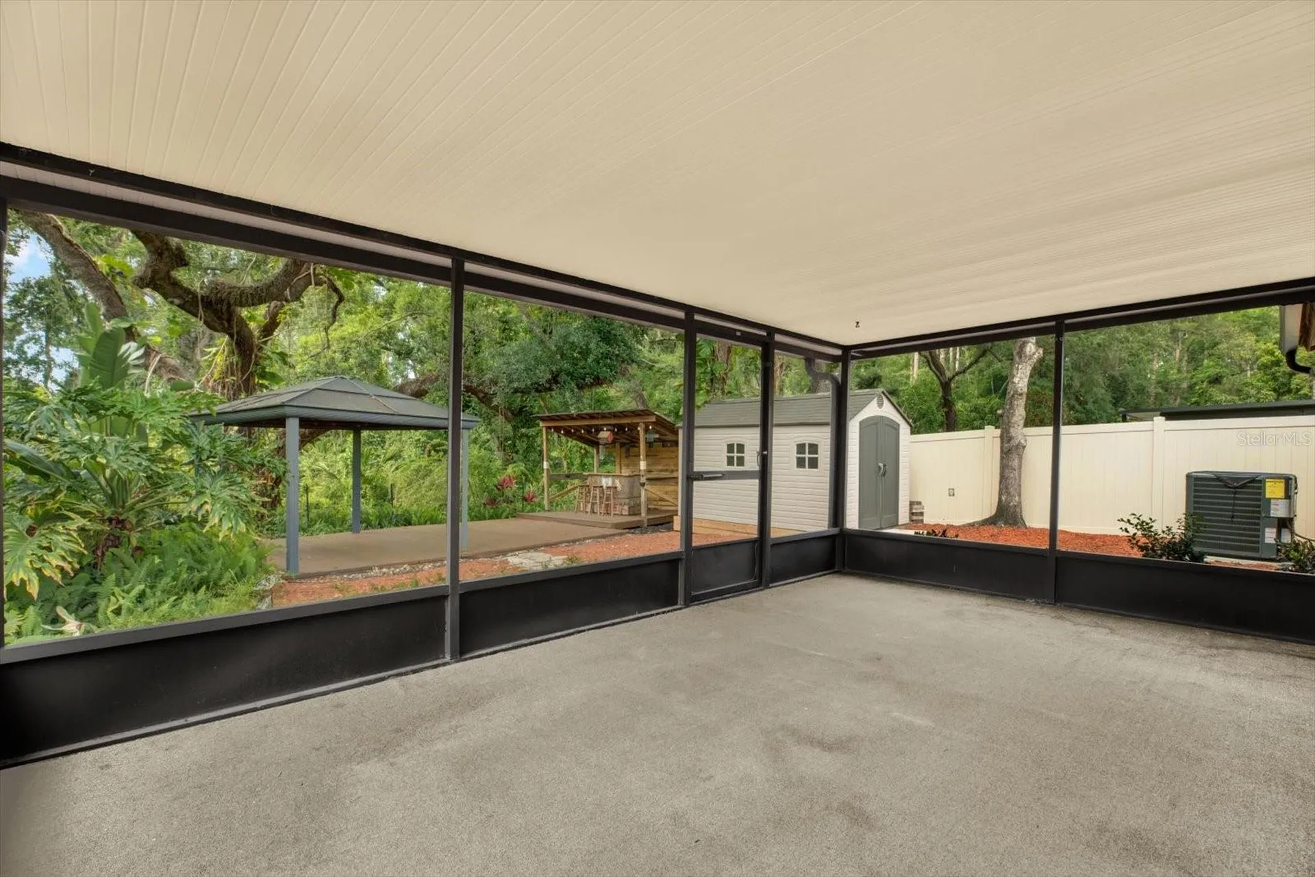 12320 Witheridge Drive Tampa FL 33624