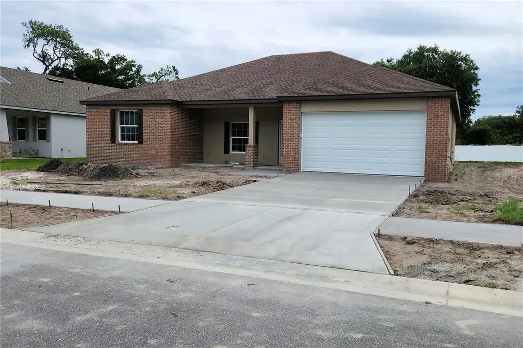 411 Shannon Estates Court Plant City FL 33563