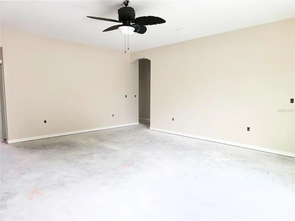 411 Shannon Estates Court Plant City FL 33563