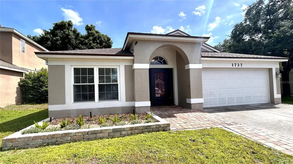 1737 Setting Sun Loop Casselberry FL 32707