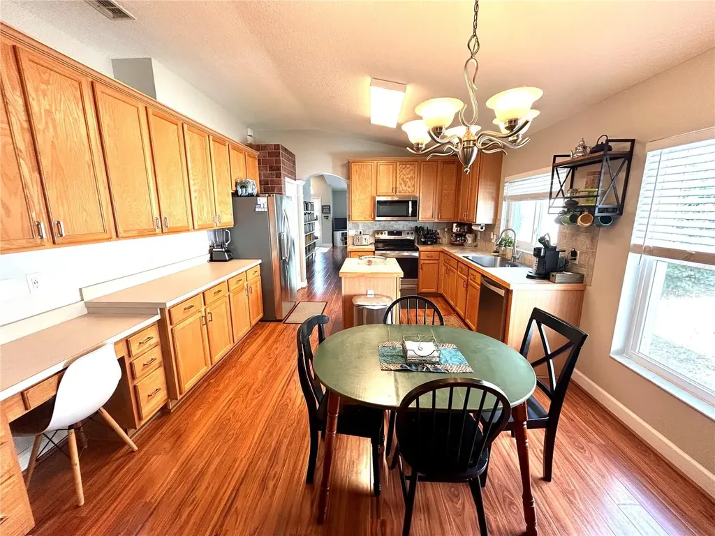 1737 Setting Sun Loop Casselberry FL 32707