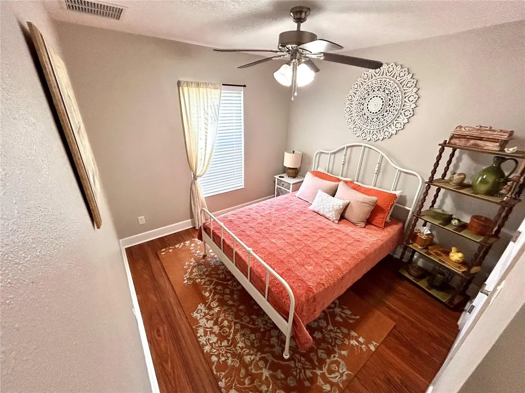 1737 Setting Sun Loop Casselberry FL 32707