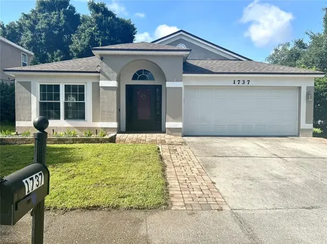 1737 Setting Sun Loop Casselberry FL 32707