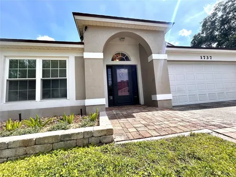 1737 Setting Sun Loop Casselberry FL 32707