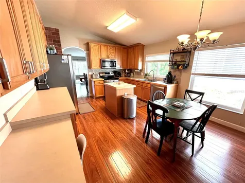 1737 Setting Sun Loop Casselberry FL 32707