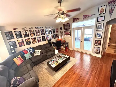 1737 Setting Sun Loop Casselberry FL 32707