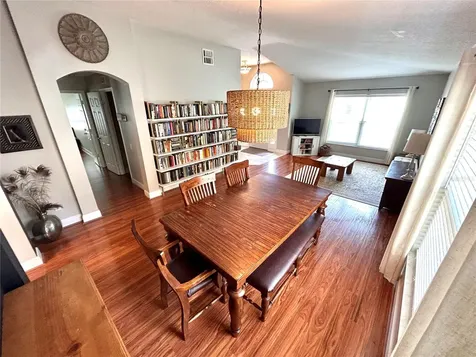 1737 Setting Sun Loop Casselberry FL 32707