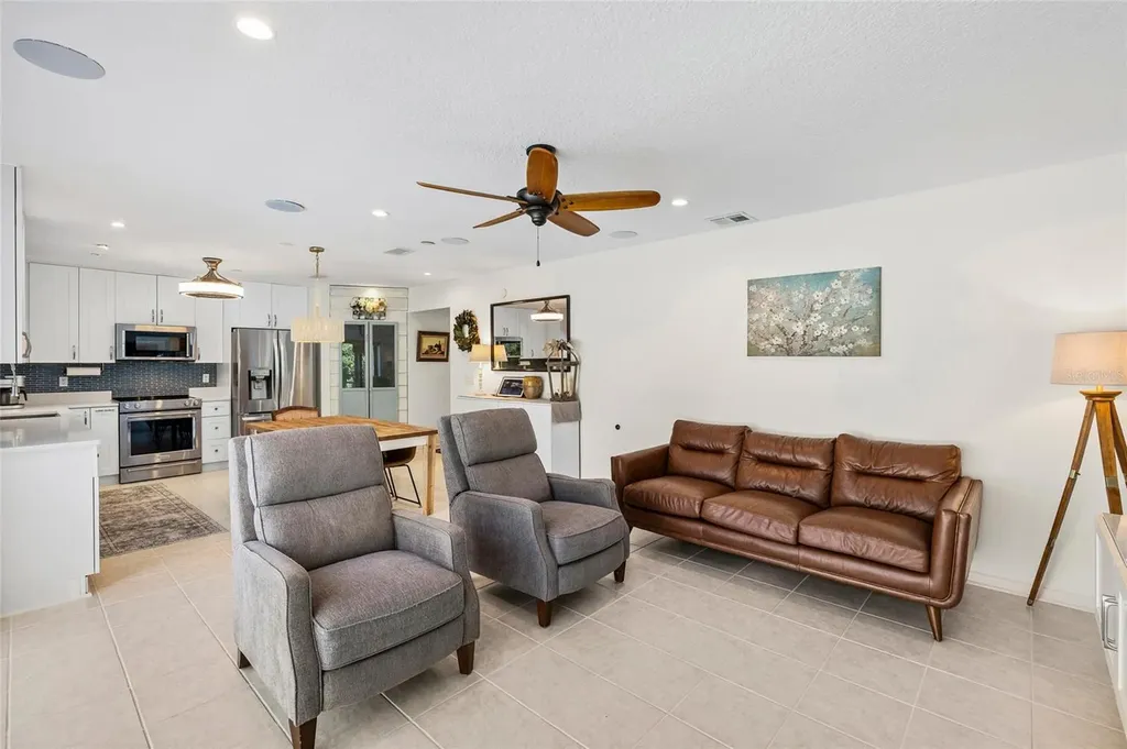 15620 Gardenside Lane Tampa FL 33624