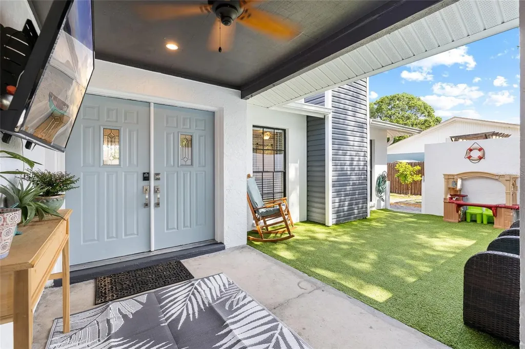 15620 Gardenside Lane Tampa FL 33624