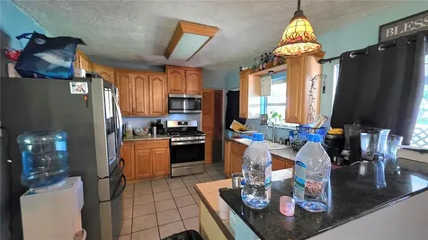 1808 Zipperer Road Bradenton FL 34212