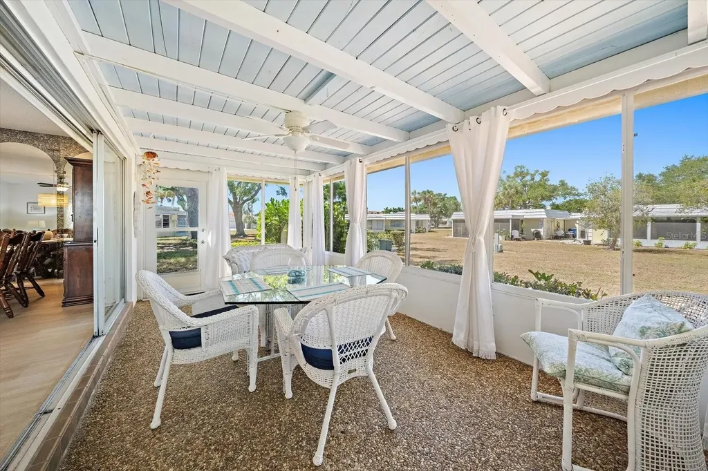 5936 Driftwood Avenue Sarasota FL 34231