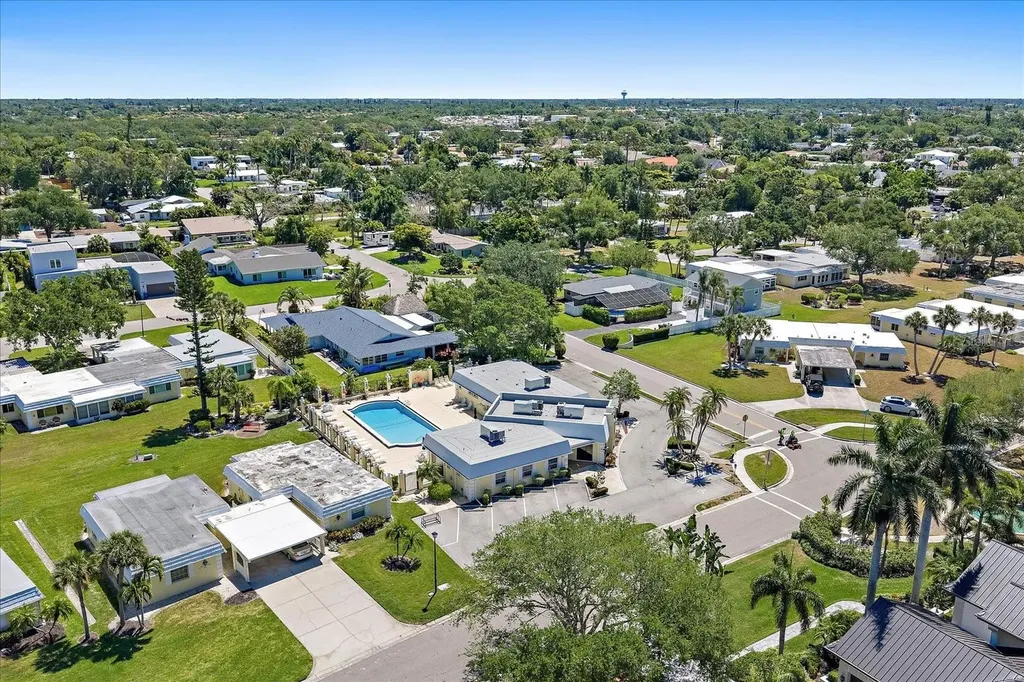 5936 Driftwood Avenue Sarasota FL 34231