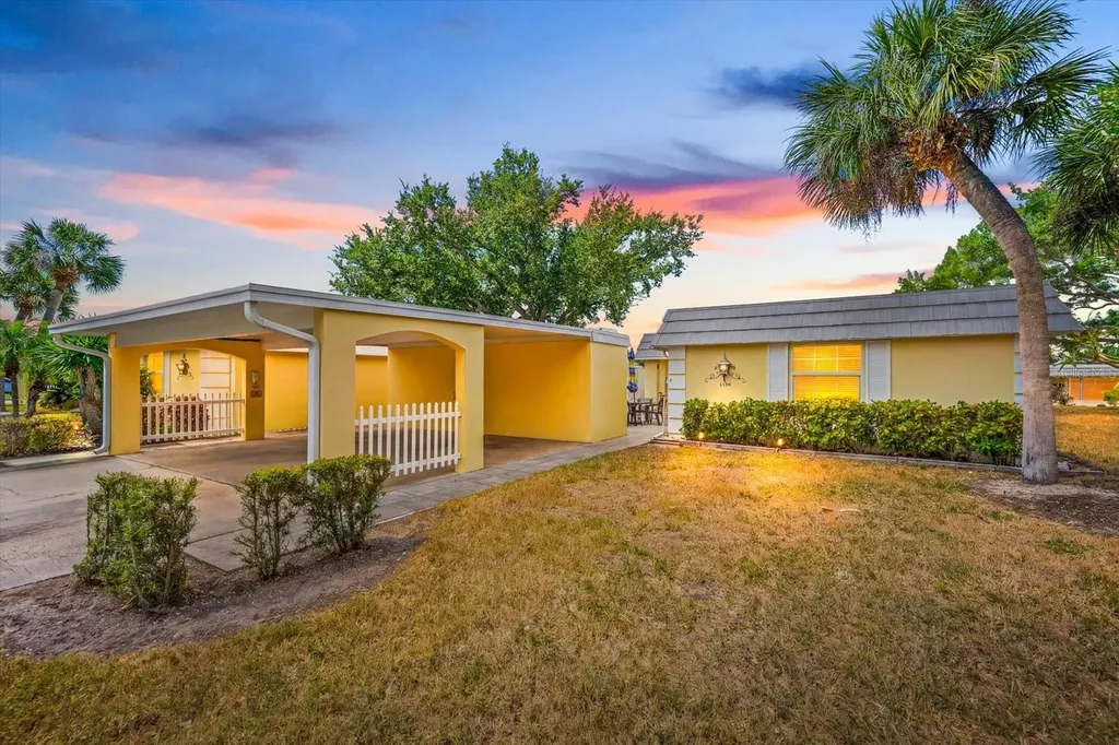5936 Driftwood Avenue Sarasota FL 34231