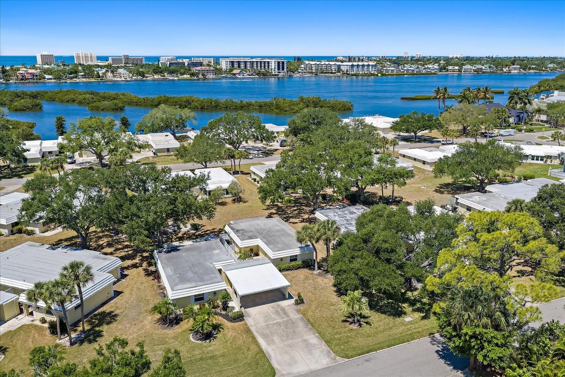 5936 Driftwood Avenue Sarasota FL 34231