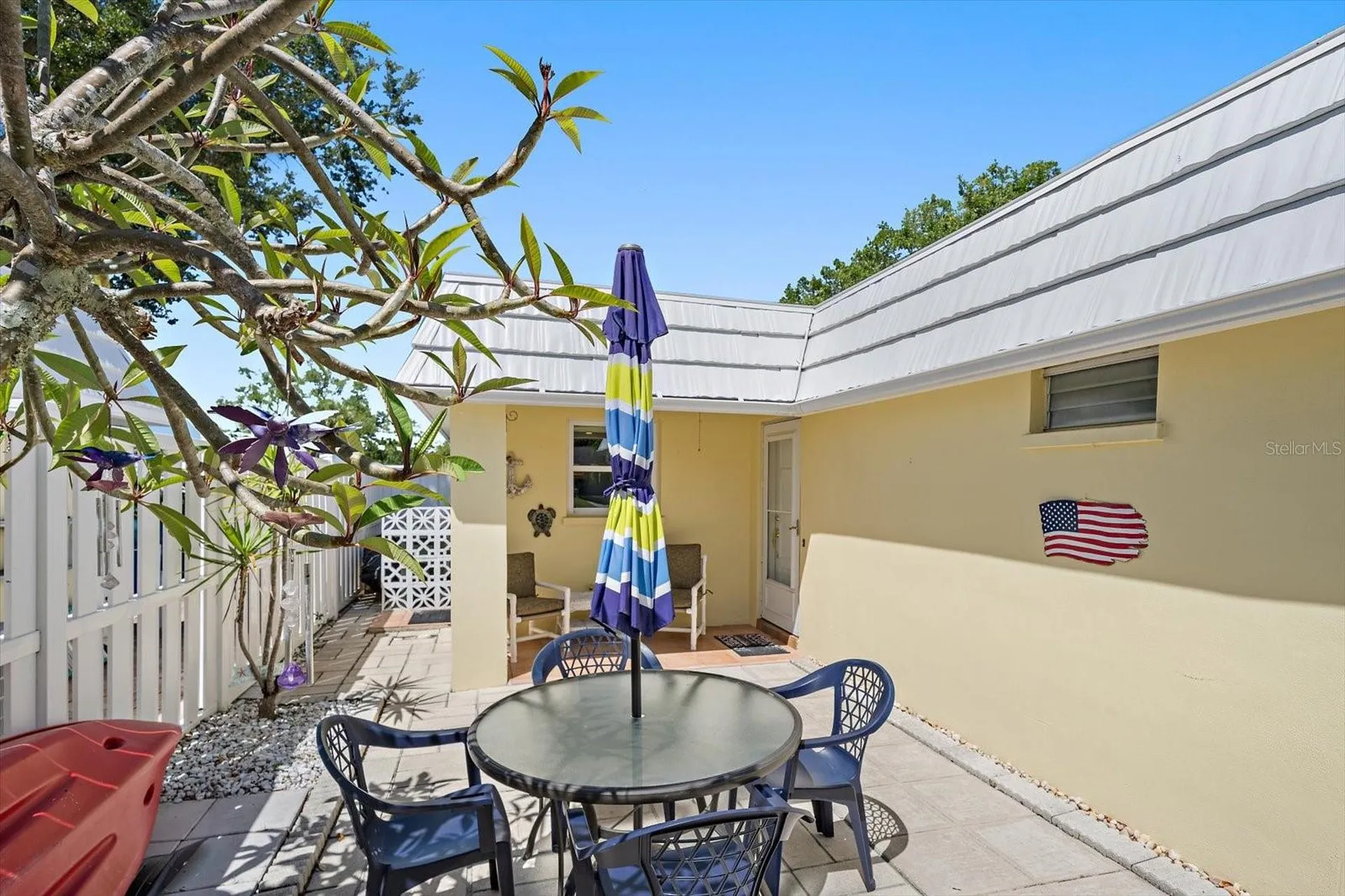 5936 Driftwood Avenue Sarasota FL 34231