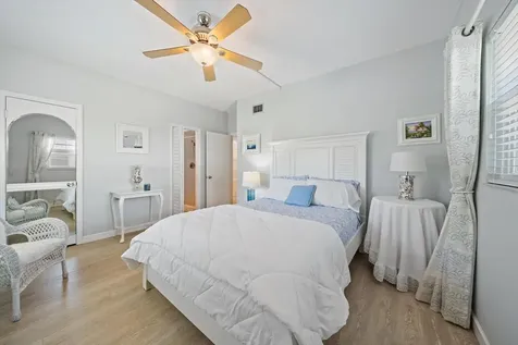 5936 Driftwood Avenue Sarasota FL 34231