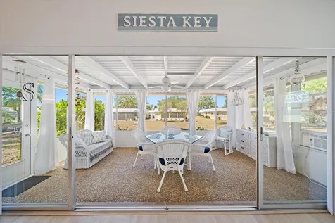 5936 Driftwood Avenue Sarasota FL 34231