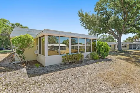 5936 Driftwood Avenue Sarasota FL 34231