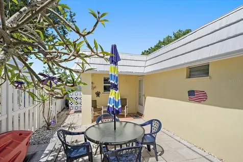 5936 Driftwood Avenue Sarasota FL 34231