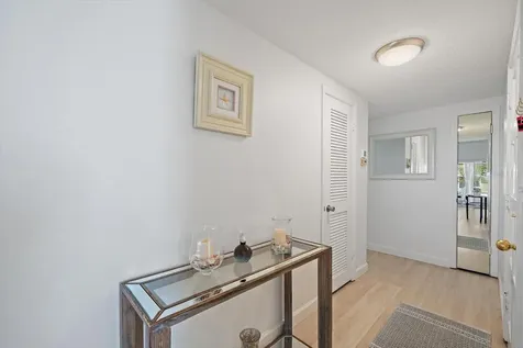 5936 Driftwood Avenue Sarasota FL 34231