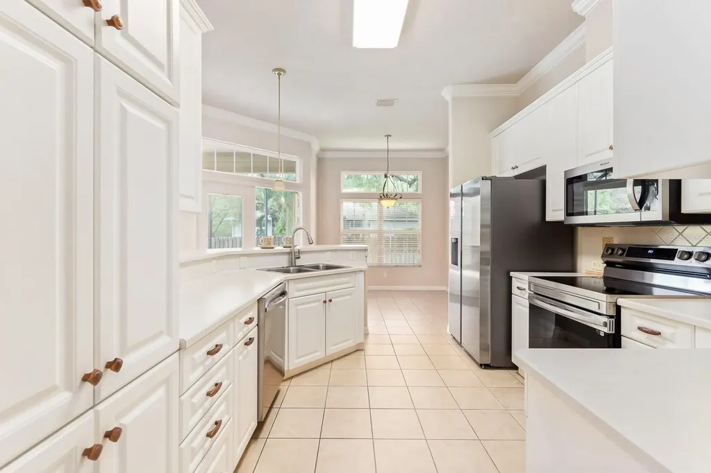 8430 SW 10th Place Gainesville FL 32607