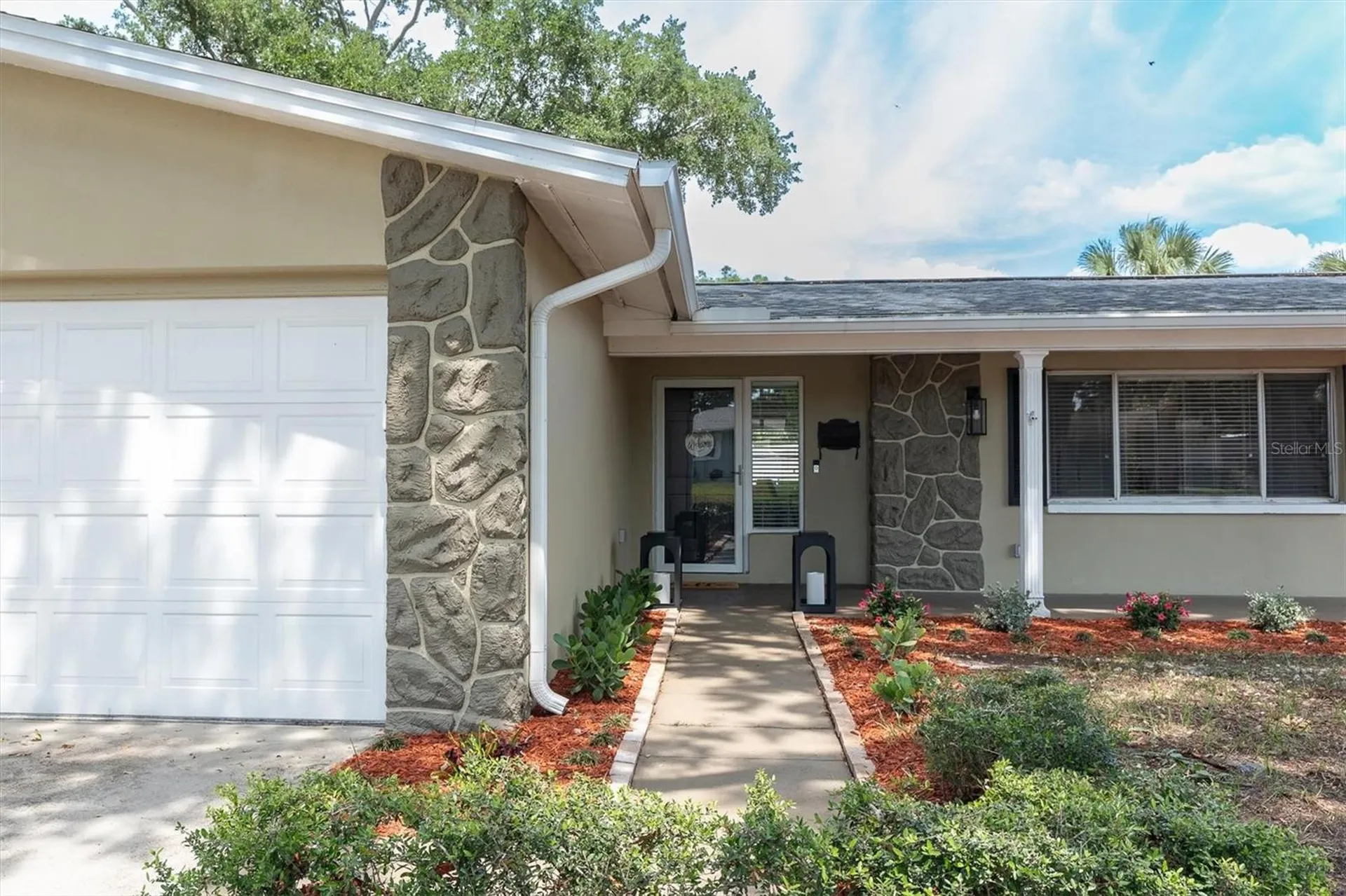 6860 14th Way S St Petersburg FL 33705
