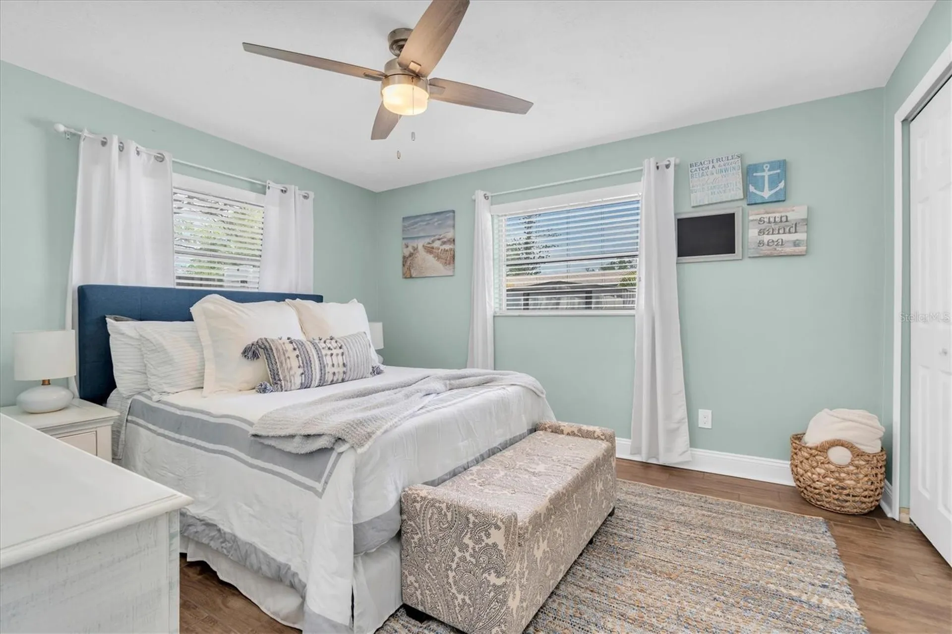 6860 14th Way S St Petersburg FL 33705
