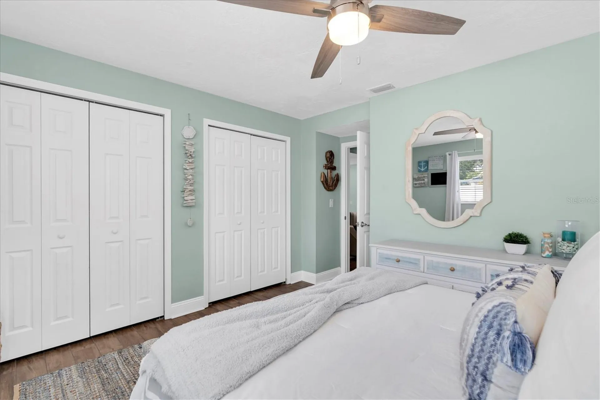 6860 14th Way S St Petersburg FL 33705