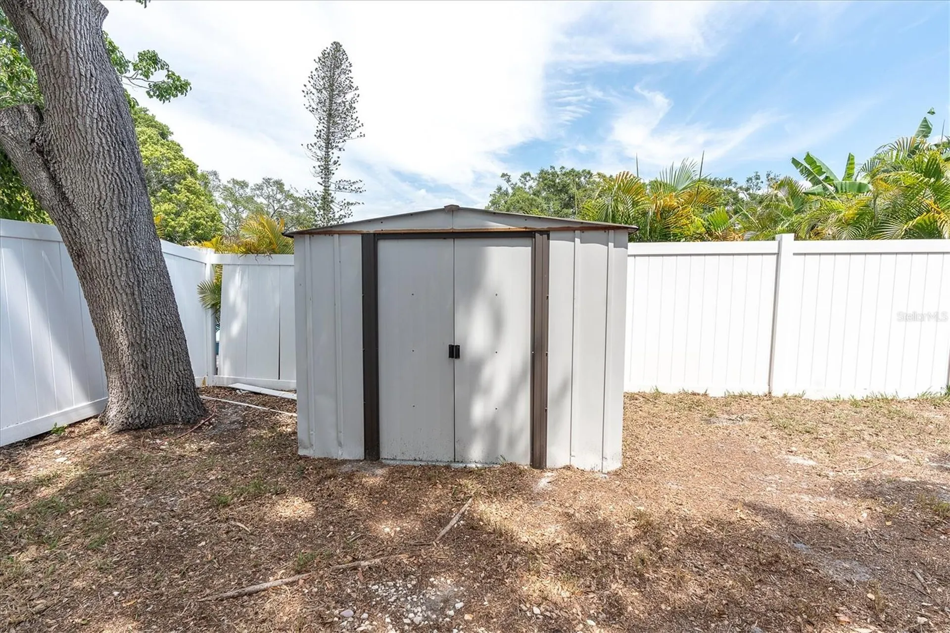 6860 14th Way S St Petersburg FL 33705