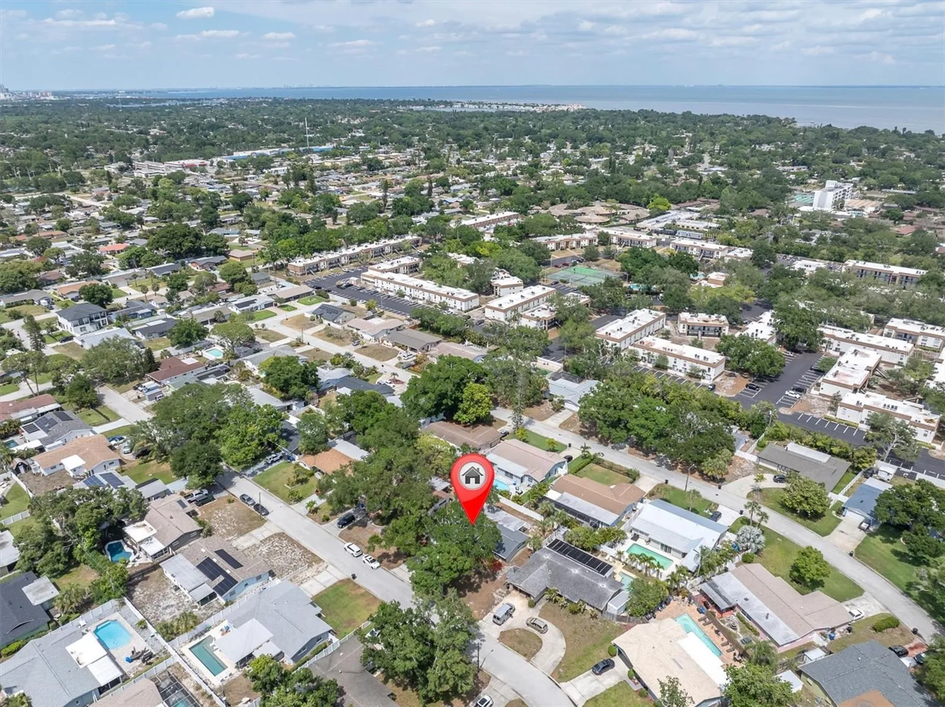 6860 14th Way S St Petersburg FL 33705