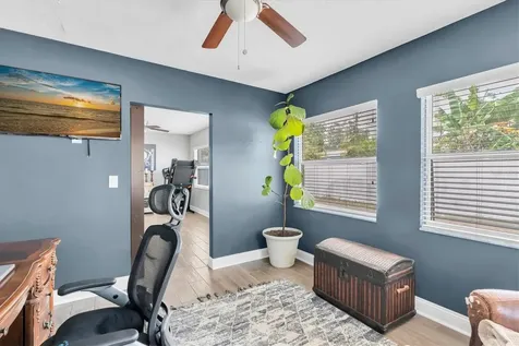 6860 14th Way S St Petersburg FL 33705