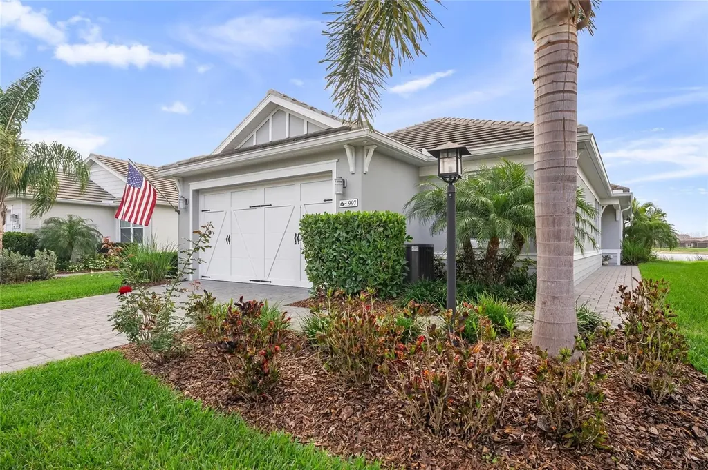 997 Crosswind Avenue Sarasota FL 34240