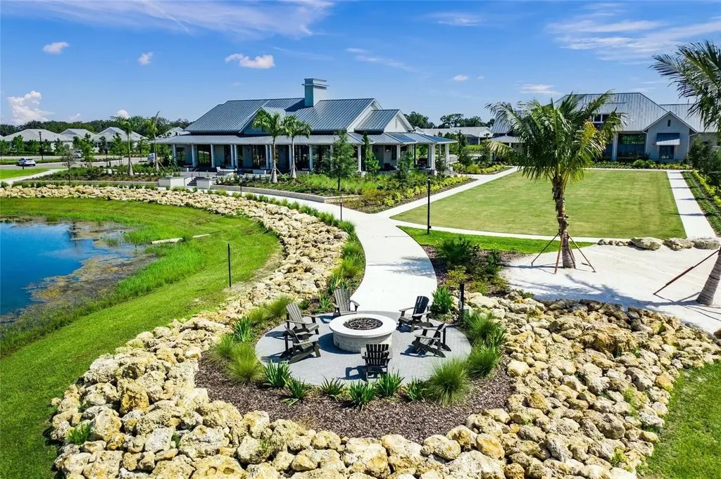 997 Crosswind Avenue Sarasota FL 34240