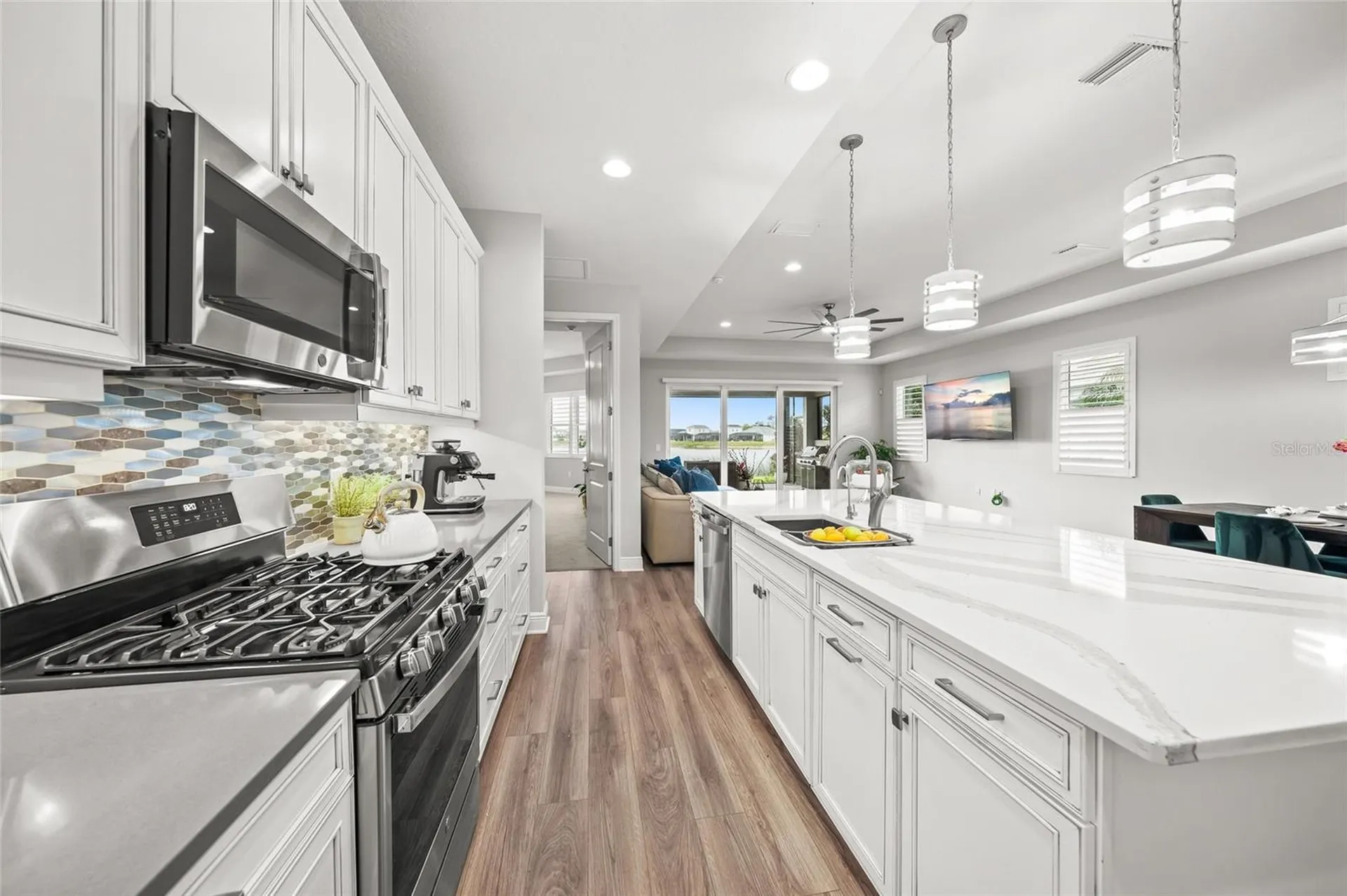 997 Crosswind Avenue Sarasota FL 34240