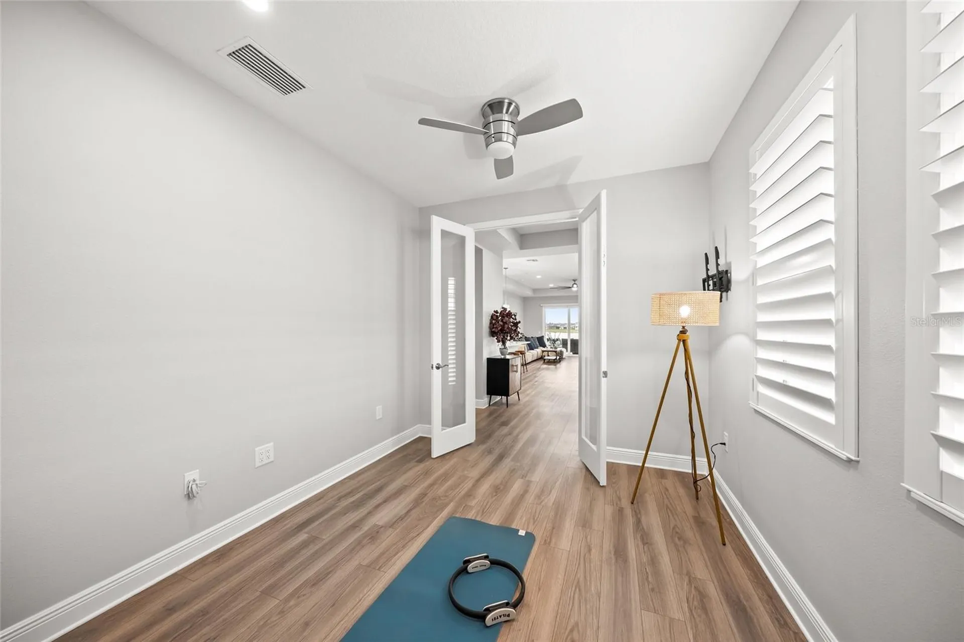 997 Crosswind Avenue Sarasota FL 34240