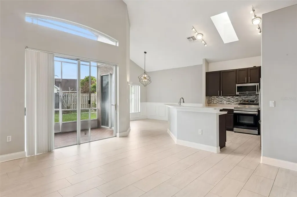 1775 Nestlewood Trail Orlando FL 32837