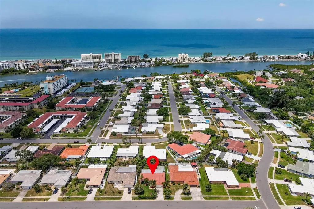 10444 Majestic Drive Largo FL 33774