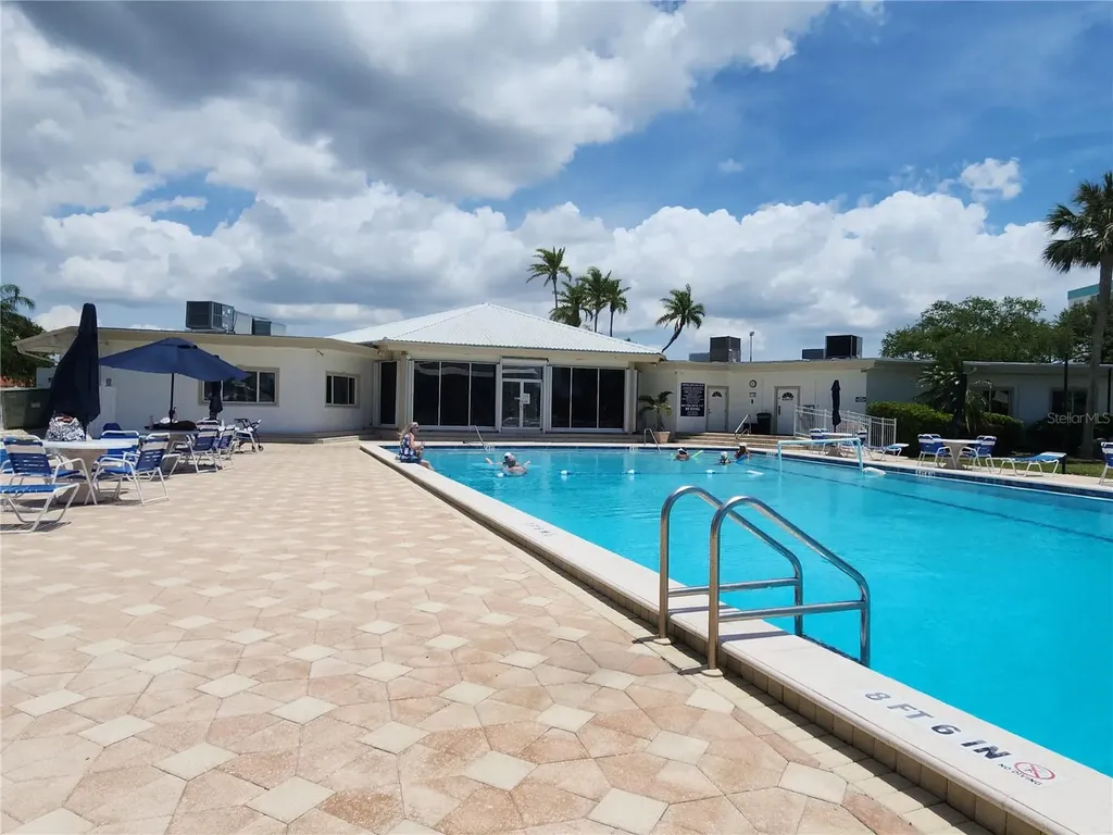 10444 Majestic Drive Largo FL 33774