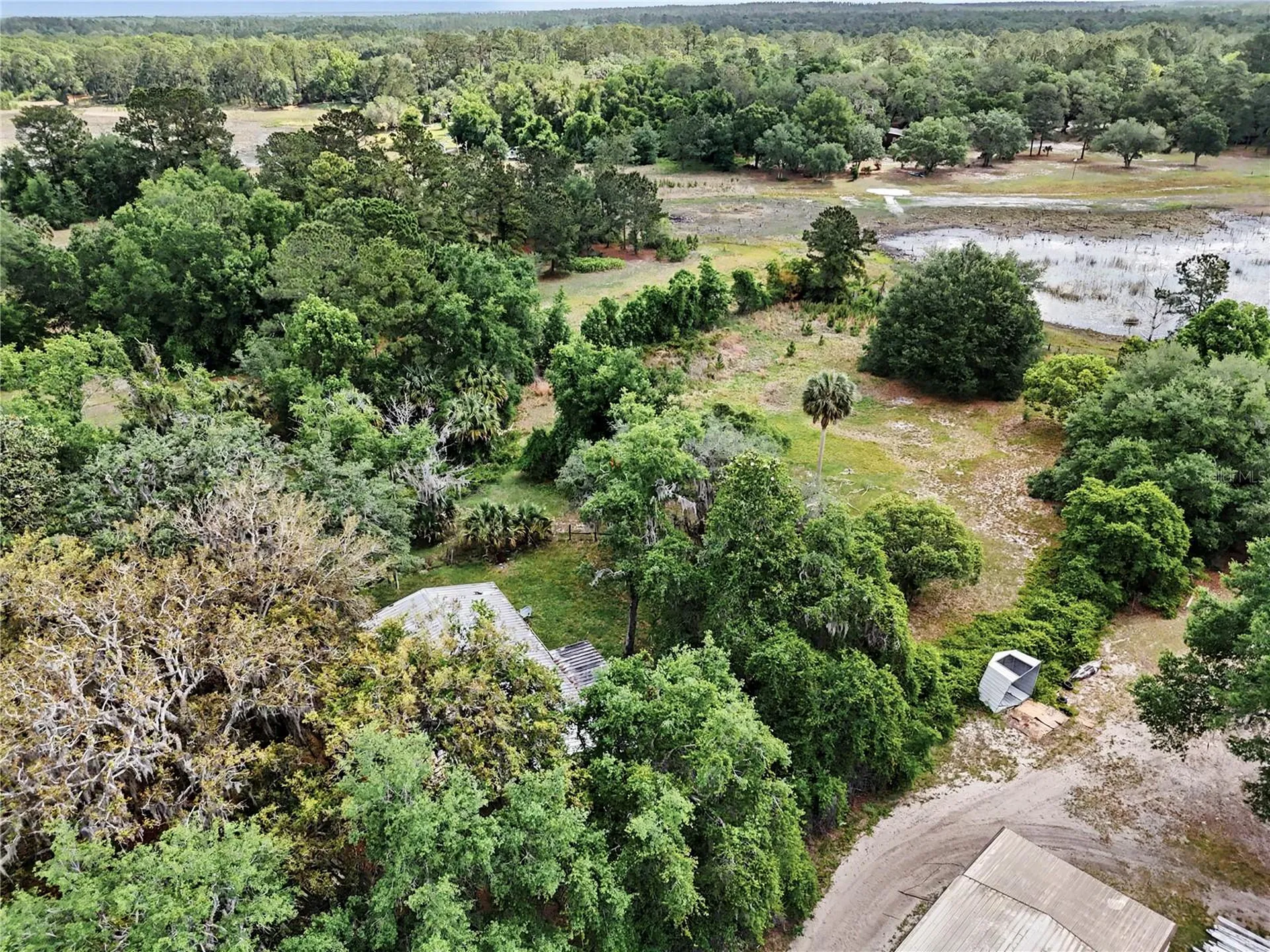 18007 SE 90th Street Ocklawaha FL 32179
