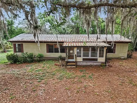 18007 SE 90th Street Ocklawaha FL 32179