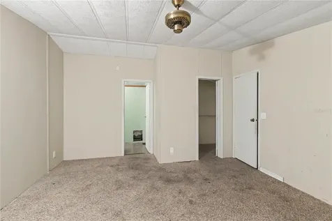 18007 SE 90th Street Ocklawaha FL 32179