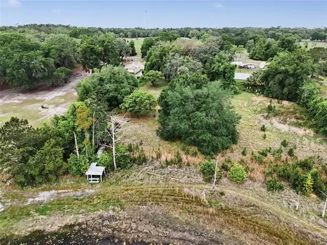 18007 SE 90th Street Ocklawaha FL 32179