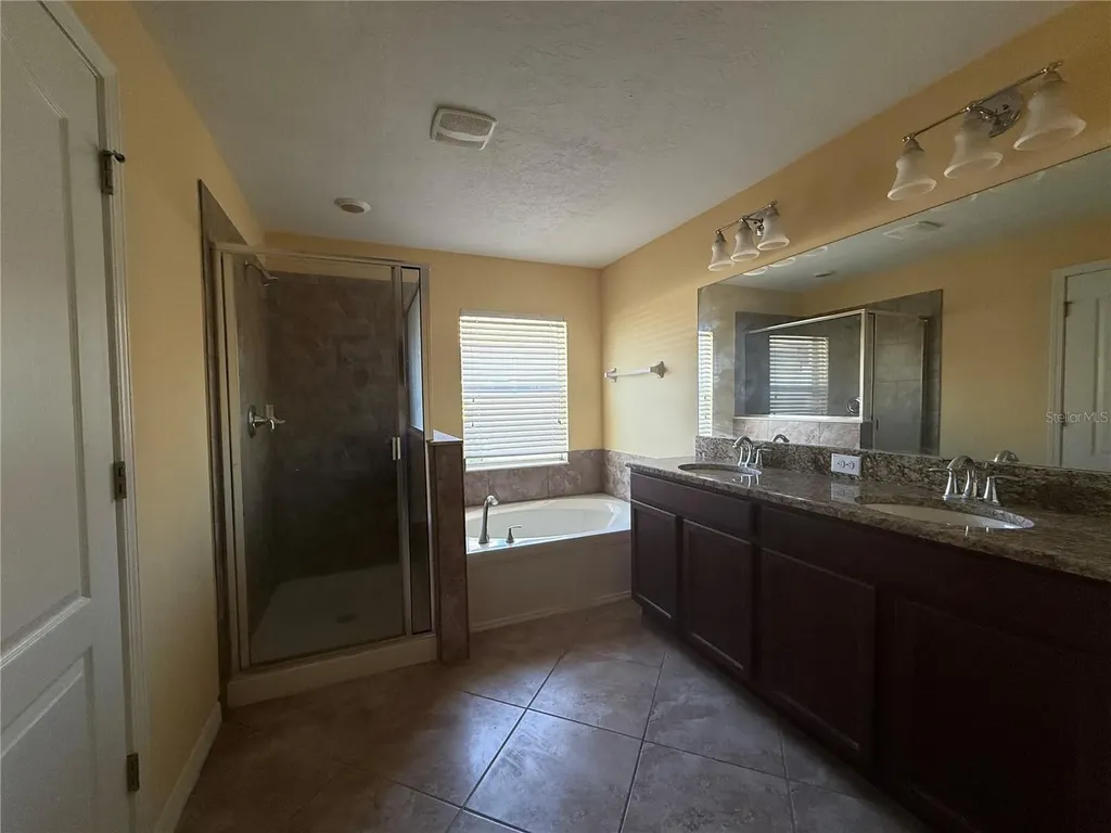 2370 Dovesong Trace Drive Ruskin FL 33570