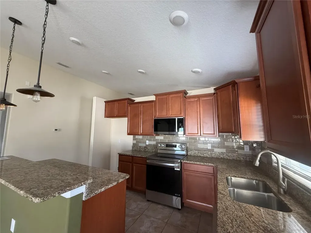2370 Dovesong Trace Drive Ruskin FL 33570
