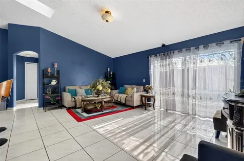 107 Bianca Court Kissimmee FL 34758