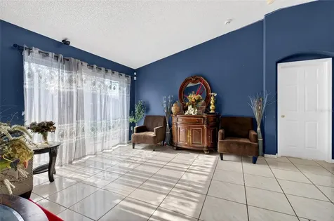 107 Bianca Court Kissimmee FL 34758