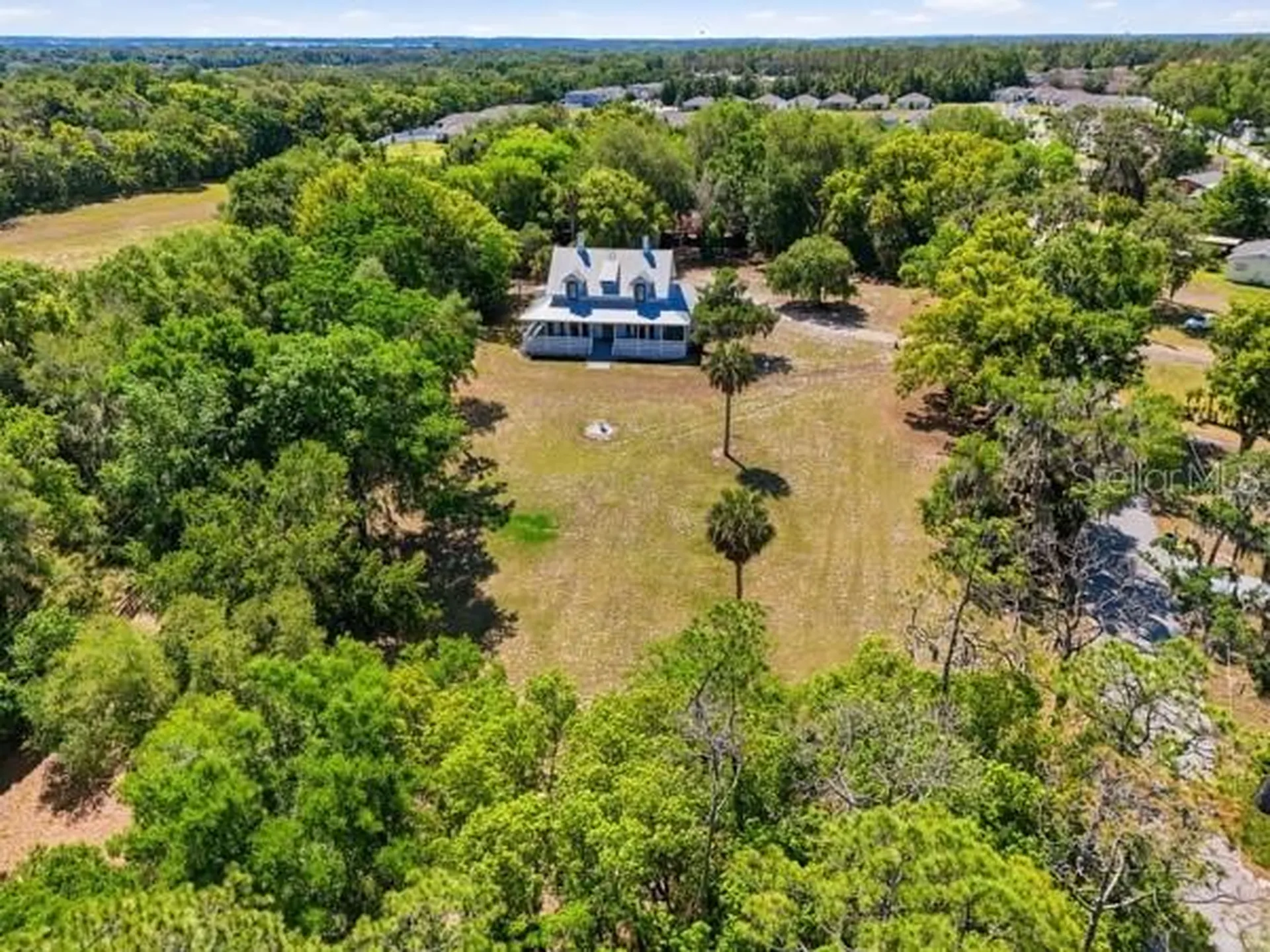 511 E Mirror Lake Drive Fruitland Park FL 34731