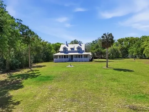 511 E Mirror Lake Drive Fruitland Park FL 34731